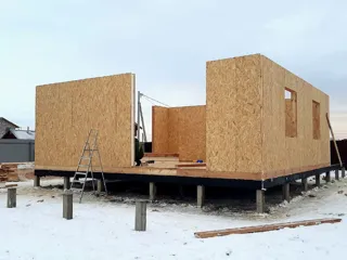 Custom-design house, Kostroma: wall assembly