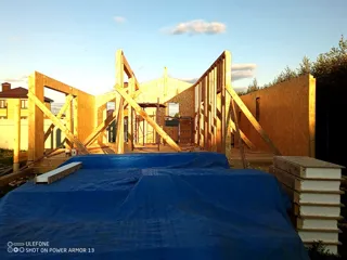 Haus nach individuellem Entwurf, Dorf Konokhovo: Wandmontage