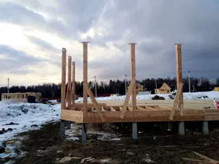 Banja, Projekt „Florida“, Dorf Balabanovo: Wandmontage