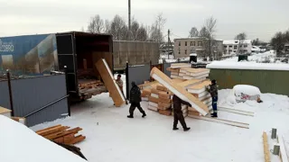 Haus nach Projekt „Premera“, Dorf Bolshoe Klochkovo: Lieferung des Hausbausatzes