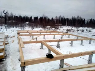 173 m² house built to a custom design, Rodniki: foundation and sill strapping