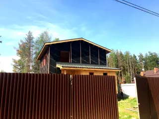 Haus nach Projekt „Orléans“, Gebiet Moskau: Fassadenverkleidung