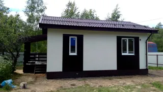Haus nach Projekt „Slawjanskij Skit“, Region Jaroslawl: Fassadenverkleidung