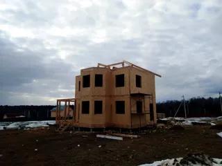Banja, Projekt „Florida“, Dorf Balabanovo: Wandmontage