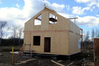 Haus nach Projekt „Metschta VB“, Dorf Ivantsevo: Obergeschoss und Dachgeschoss