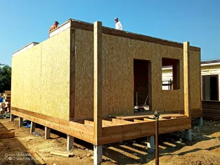 Haus 114,6 m² nach Projekt „Musa“, Kostroma: Wände des Erdgeschosses
