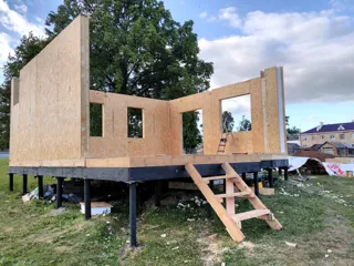 Haus nach Projekt „Sarja“, Kazan: Wandmontage