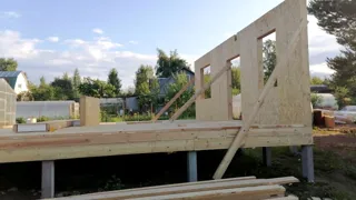 Haus 131,64 m², Projekt „Jessentuki 7.5x7.5“, SNT „Struja-1“: Wandmontage