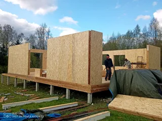 Custom-design house, Kostroma Region: wall assembly
