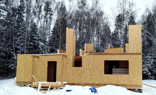 217 m² ev, “Toronto” projesi, Padikovo köyü: duvar montajı