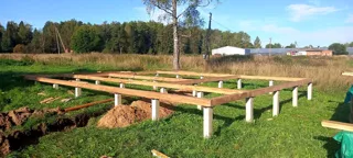 House built to a custom design, Ivanovo Region: foundation and sill strapping