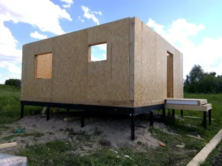 Haus nach Projekt „Alfa“, Kazan: Wandmontage
