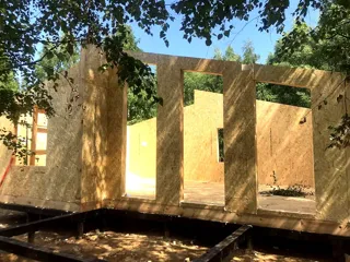 Haus nach individuellem Projekt, KP „Jaroslawskoje Wsmorje“: Wandmontage