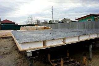 Haus nach Projekt „Metschta pl.1“, Saratov: Fundament und Grundrahmen