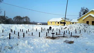 Haus nach Projekt „Minihotel“, Gebiet Iwanowo: Fundament und Grundrahmen