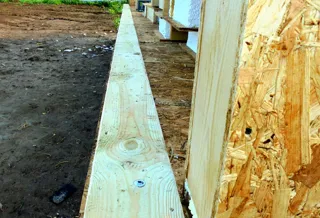 Haus nach Projekt „Michigan“, Galich: Wandmontage