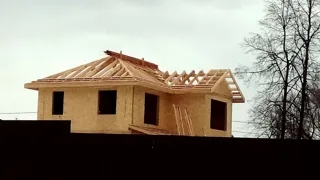 Haus nach individuellem Entwurf, Dorf Yakovlevskoe: Dach