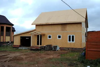 Haus nach Projekt „Kostello“, Dorf Deulino