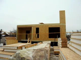 Haus nach Projekt „Slawjanka“, Ivanovo: Wandmontage