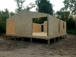 Haus nach individuellem Entwurf, Kineshma: Wandmontage