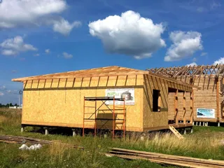 Haus nach individuellem Entwurf, Kostroma: fertiges Gebäude