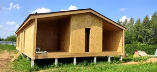 Haus 145 m² nach individuellem Projekt, Siedlung Volga: Wandmontage