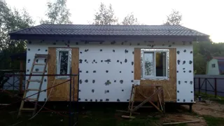 Haus nach Projekt „Slawjanskij Skit“, Region Jaroslawl: Fassadenverkleidung