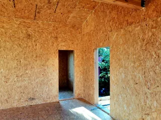 Haus nach Projekt „Barnhouse 53“, SNT „Urroschaj“: Trennwände
