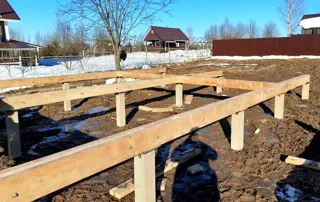 Haus 54 m² nach Projekt „Barnhouse 39“, Gebiet Moskau: Fundament und Grundrahmen