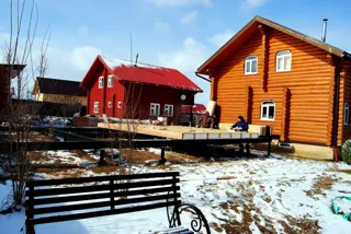 Haus nach Projekt „Garmonija 122.89“, Dorf Buzharovo: Fundament und Grundrahmen