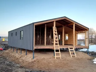 Özel projeye göre 126,4 m² ev, Ukhta: cephe kaplaması