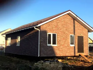 Custom-design house, Pervyy settlement: finished building