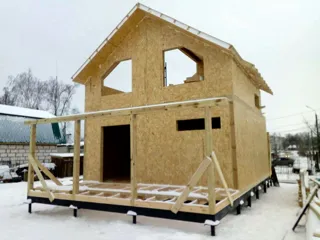 Haus nach Projekt „Wdochnowenie“, Wyksa: Geschossdecke und Dachgeschoss