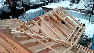 Haus nach individuellem Entwurf, Dorf Yakovlevskoe: Dach