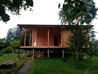 Custom-design house, Shurintsevo village: wall assembly
