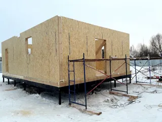 Custom-design house, Ishnya settlement: wall assembly
