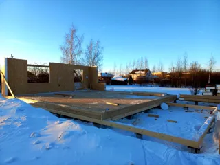 Haus 105 m² nach individuellem Projekt, Dorf Svingino: Wandmontage