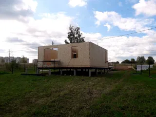“Slavyanka mini” projesine göre ev, Vladimir: duvar montajı
