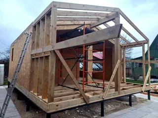 House based on the “Barnhouse 39” design, SNT “Gorkovskoye Boloto”: wall assembly