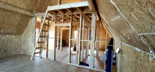 House built to a custom design, Pavlikovo village: interior partitions