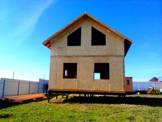 Haus nach Projekt „Amelija“, Dorf Gavshino: Fertiges Haus