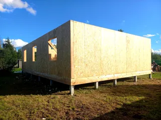 Haus 111 m², Projekt „Wiktorija“, SNT „Isanino“: Wandmontage