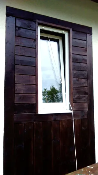 Haus nach Projekt „Slawjanskij Skit“, Region Jaroslawl: Fassadenverkleidung