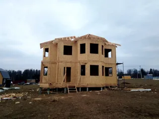 Banja, Projekt „Florida“, Dorf Balabanovo: Wandmontage