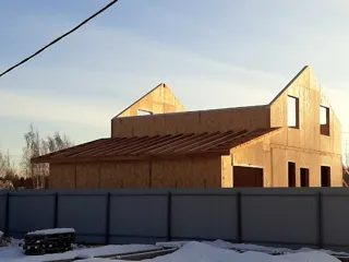 Custom-design house, Kostroma: second floor and attic floor