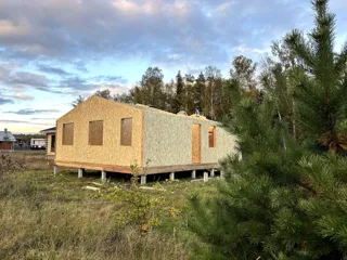 Haus nach individuellem Entwurf, Dorf Stepannikovov: Wandmontage