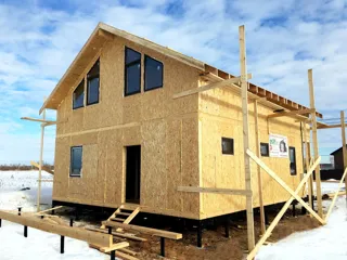 Haus nach Projekt „Akkord“, Siedlung Pervyy: Fertiges Haus