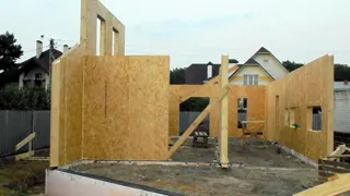 Haus nach individuellem Entwurf, Region Belgorod: Wandmontage