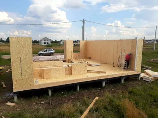 Haus nach individuellem Entwurf, Kostroma: Wandmontage