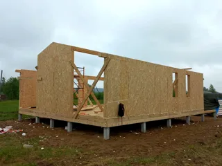 Haus 86,6 m² nach individuellem Projekt, Dorf Laptevo: Wandmontage